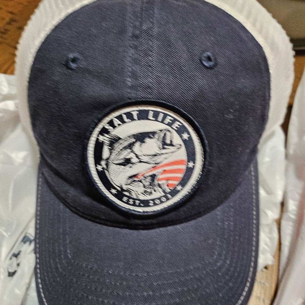 Salt Life Dark Blue and White Cap